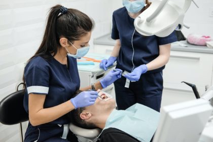 Das Berufsfeld der Zahnheilkunde